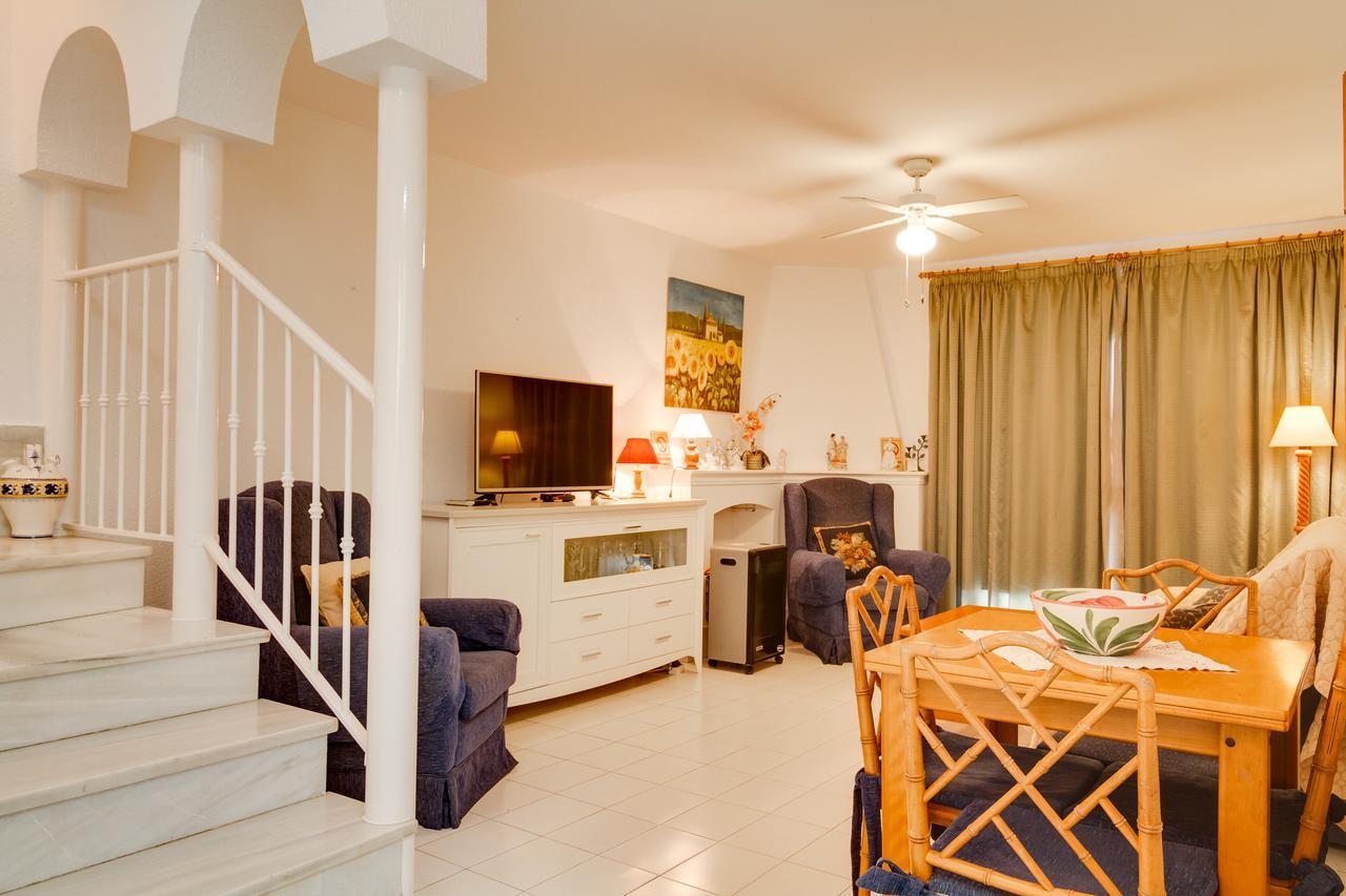 Los Pinos 23 Villas Casasol เนร์คา ภายนอก รูปภาพ